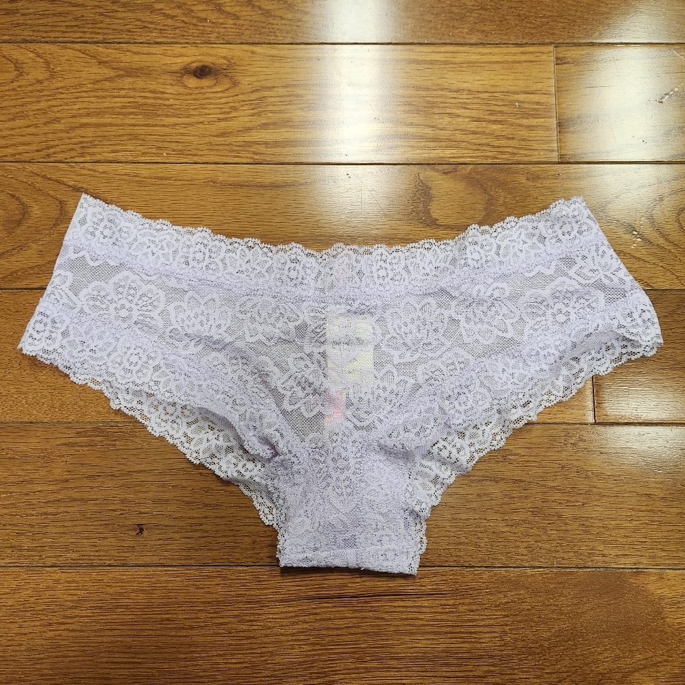 Victoria's Secret Lace Women's Intimates in Lavender